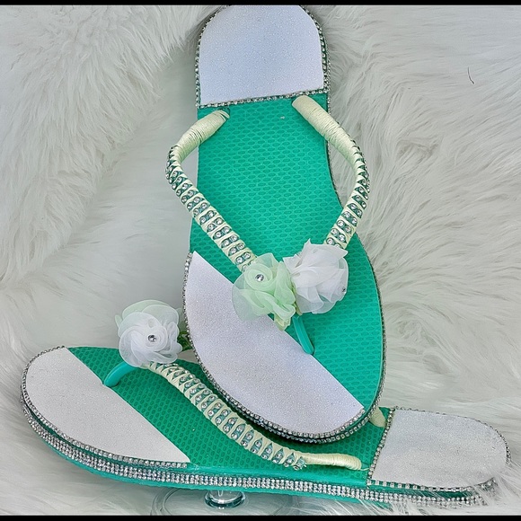 Old navy flip flops| Bridal Shoes| Beach Wedding| Mint Green Size 7-8| crystals - Picture 14 of 16